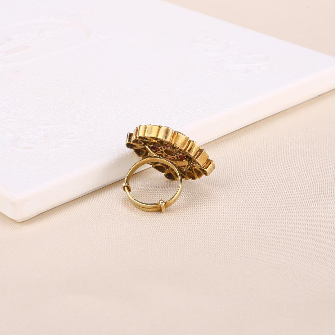 Yukta Victorian Ring