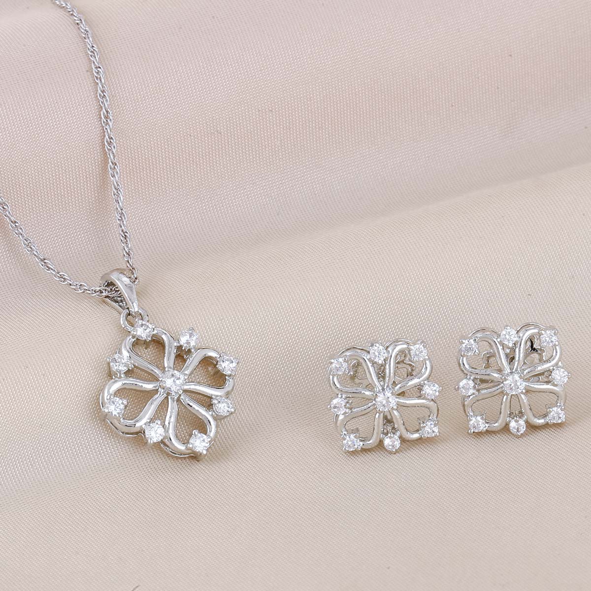 Buy Calista Pendant Set Gold Plated Silver Swarovski