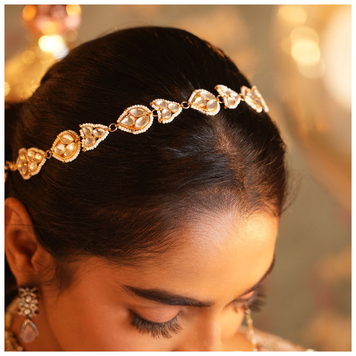 Alluring Kundan Sheeshphool