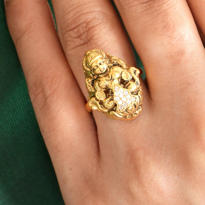 Mirjana Nagas Nakshi Ring