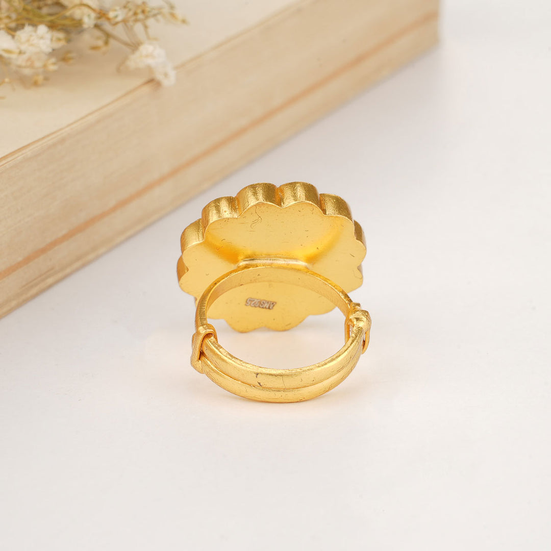 Bhavya Kundan Ring