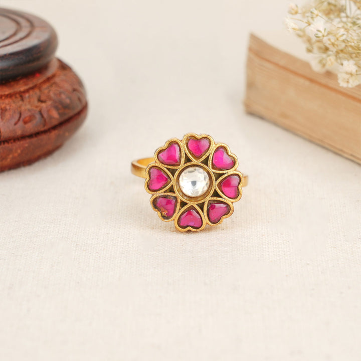Taahira Kundan Ring