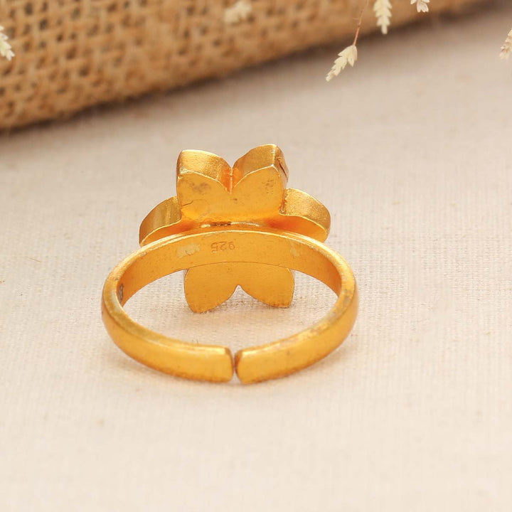 Reena Kundan Ring