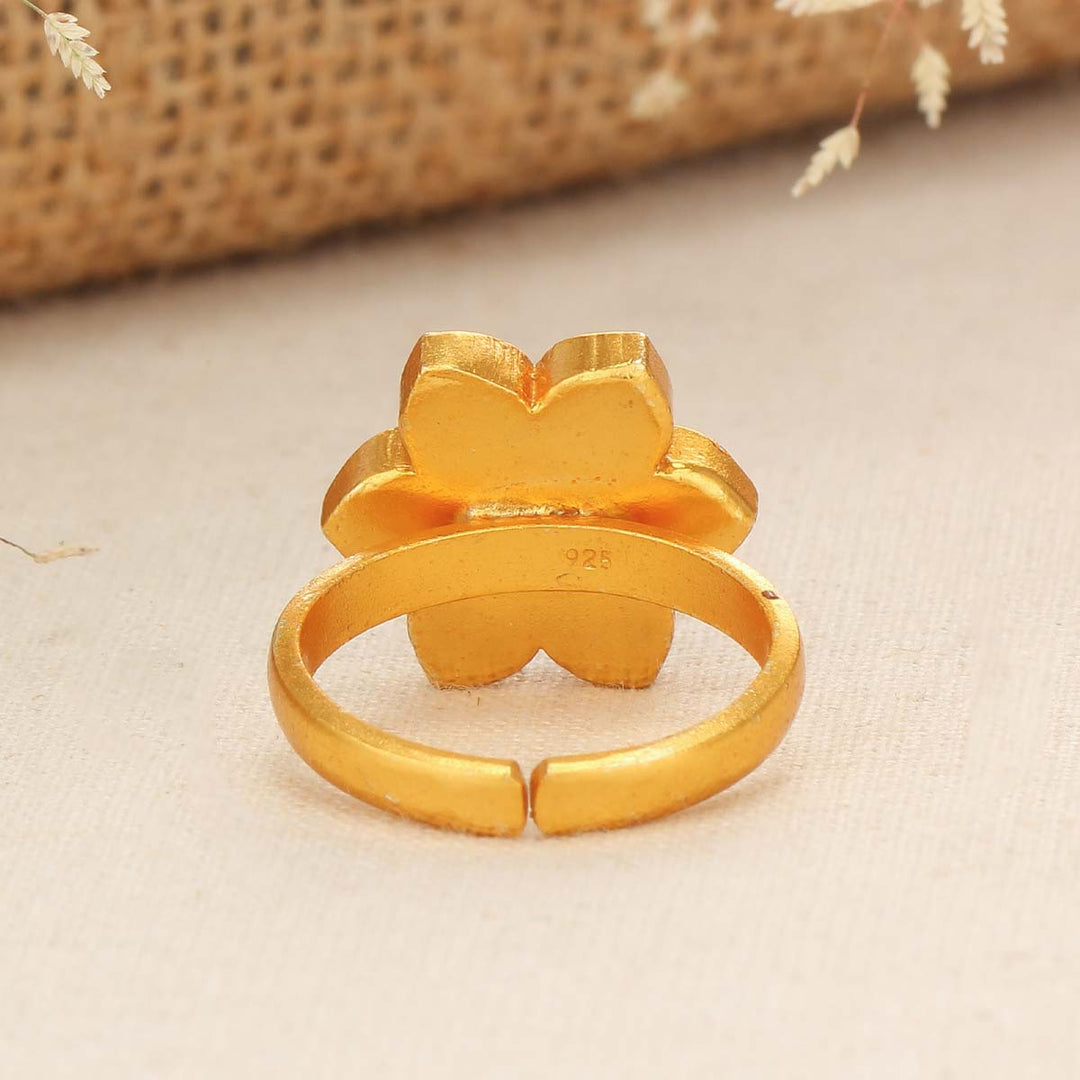 Varunika Kundan Ring