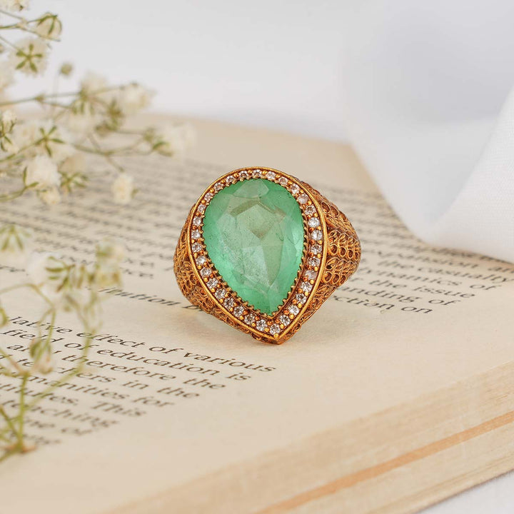 Shivikha Victorian Ring