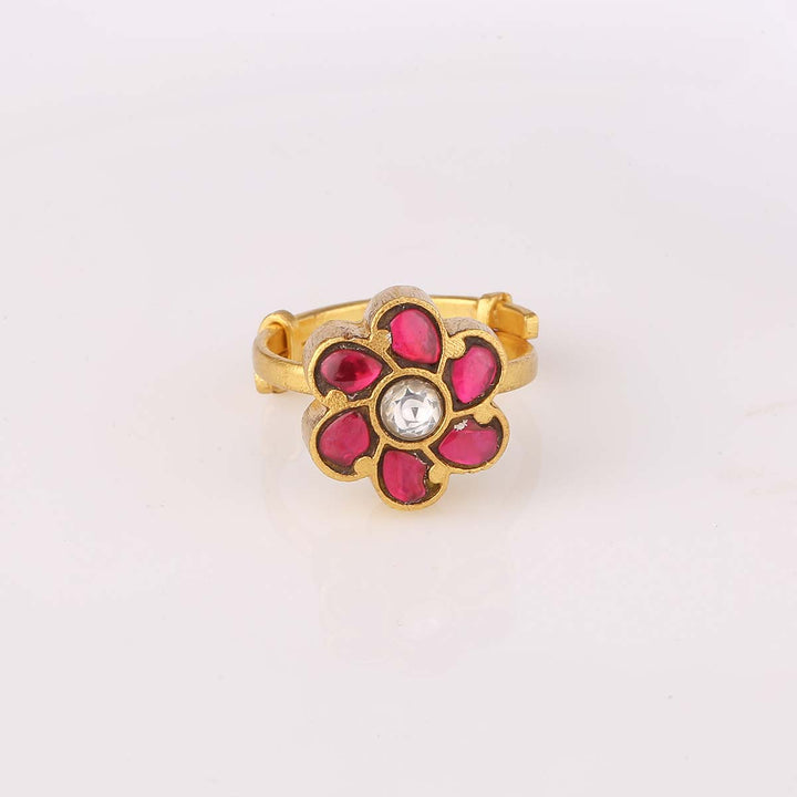 Attractive Floral Kundan Ring
