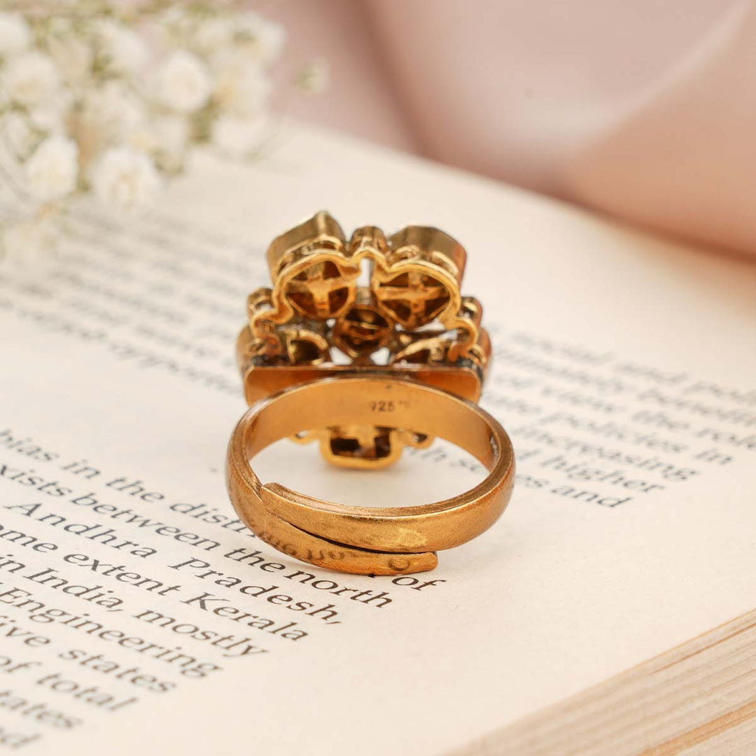 Saanvika Victorian Ring