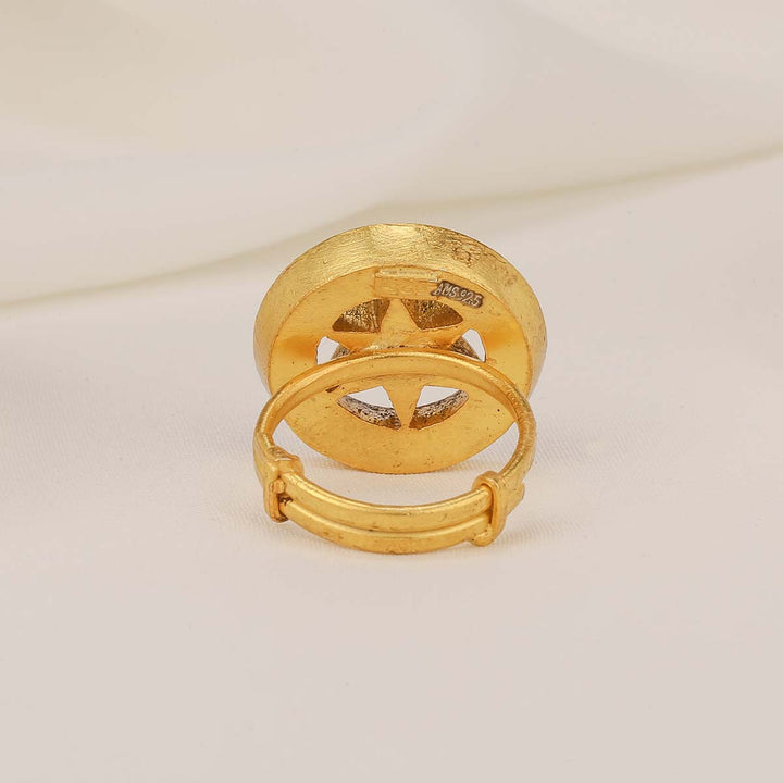 Zephyra Kundan Ring