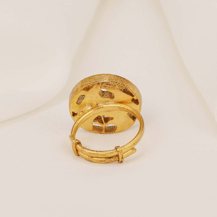 Ferunikha Kundan Ring