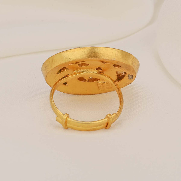 Rishkina Kundan Ring