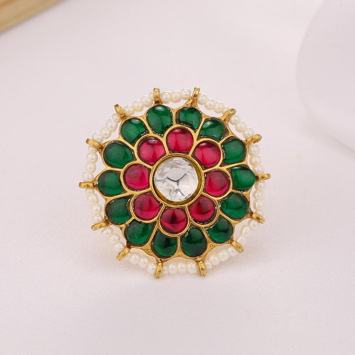 Pretty Kundan Ring