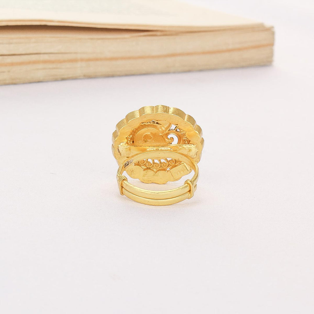 Delina Kundan Ring