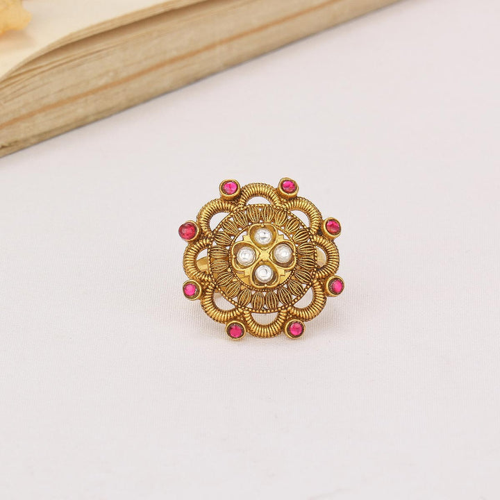 Sahana Kundan Ring
