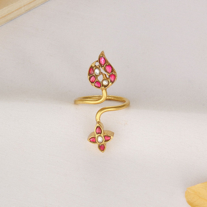 Floral Kundan Ring
