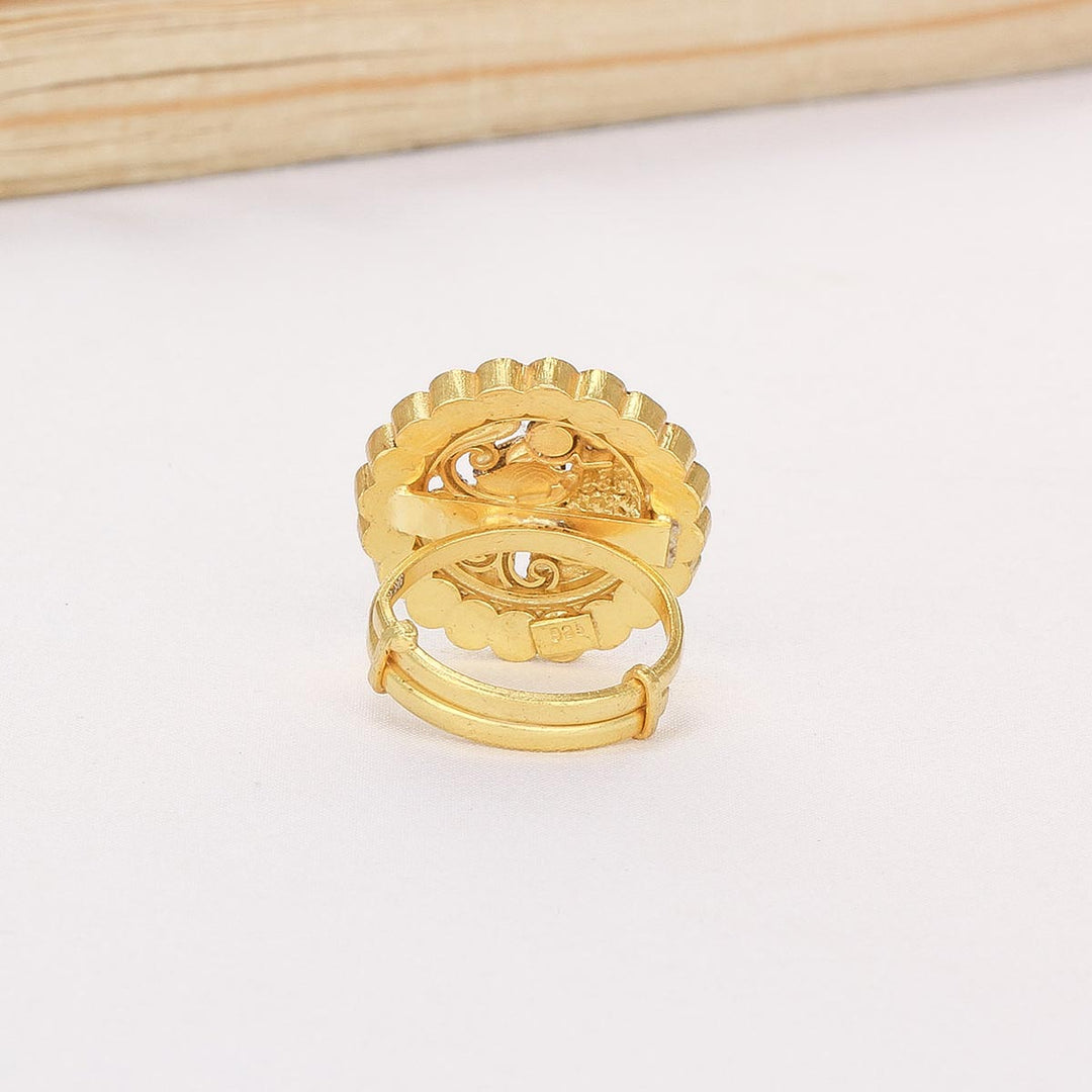 Anisha Kundan Ring