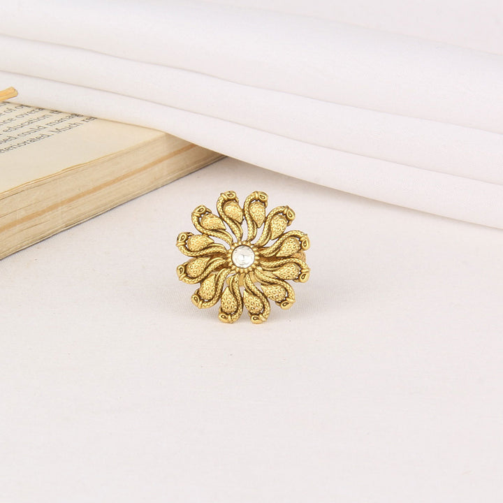 Zunaira Nagas Ring