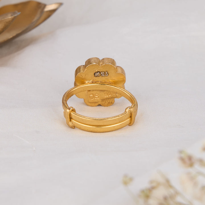 Bhavya Kundan Ring