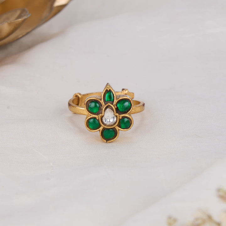 Bina Kundan Ring