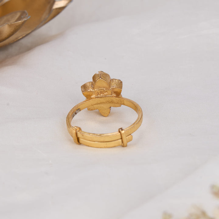 Charvi Kundan Ring