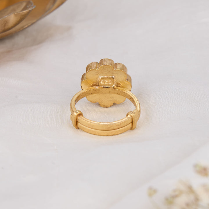 Devanshi Kundan Ring