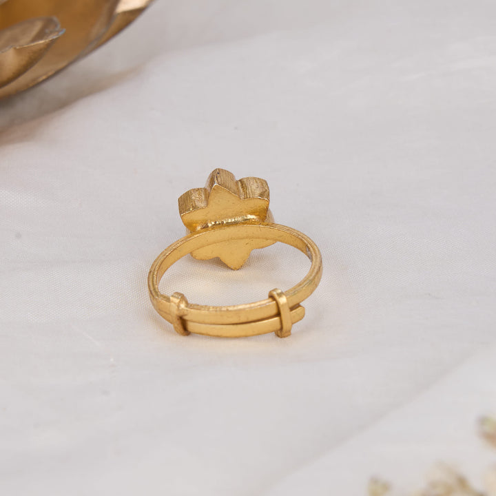 Doyel Kundan Ring
