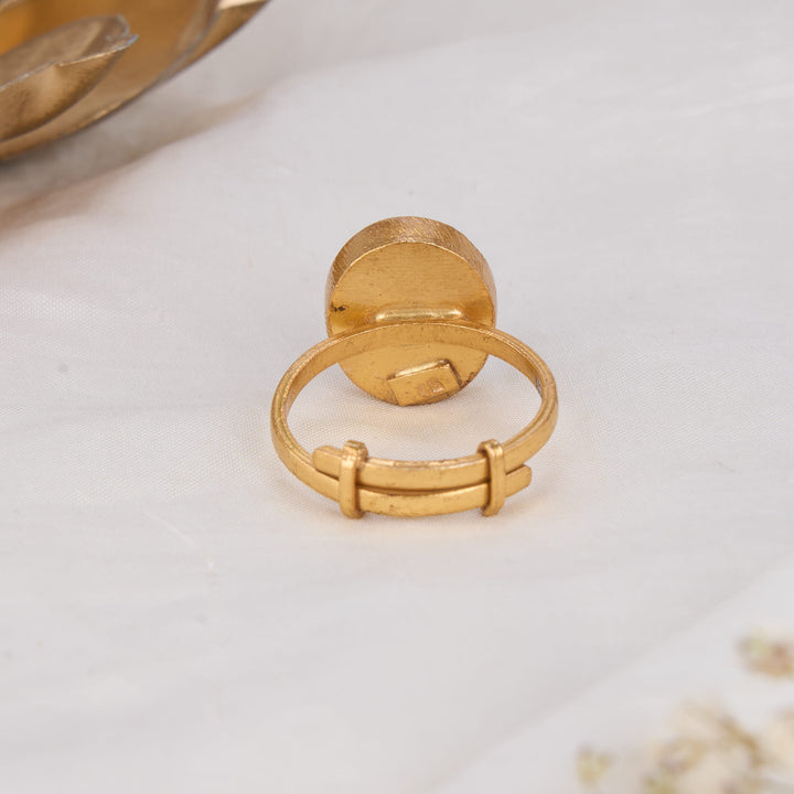 Eiliyah Kundan Ring