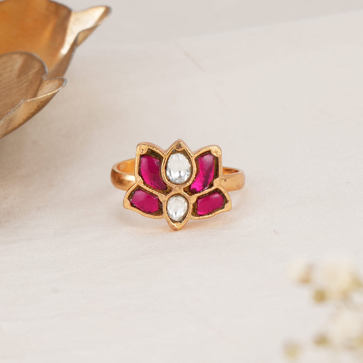 Vireesha Kundan Ring