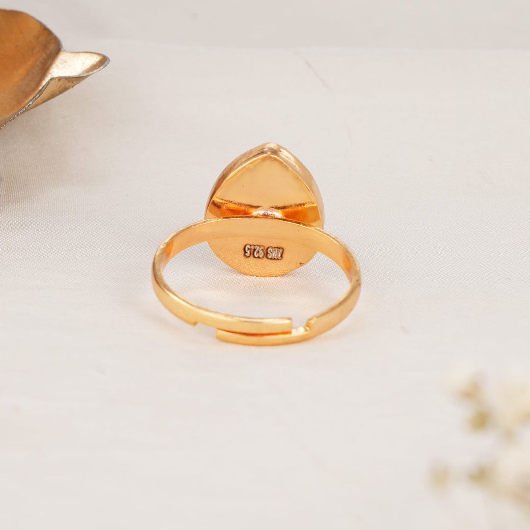 Hridvika Kundan Ring