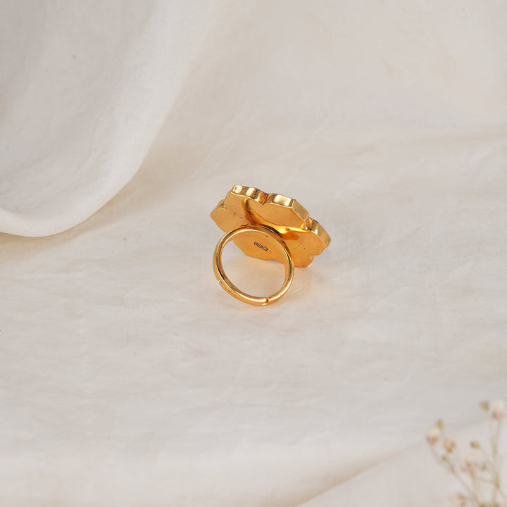 Dhanisha Kundan Ring