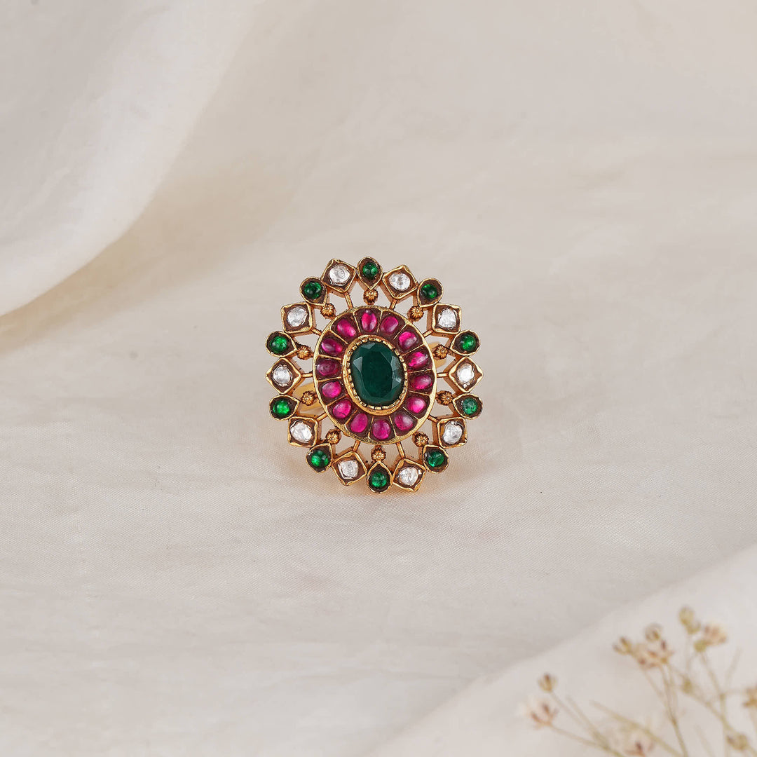 Glittering Kundan Ring