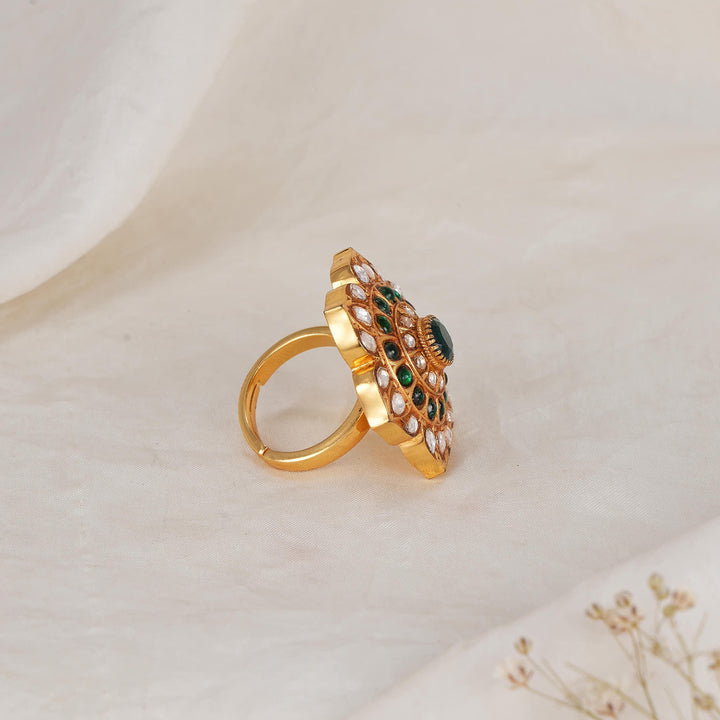 Luxurious Kundan Ring