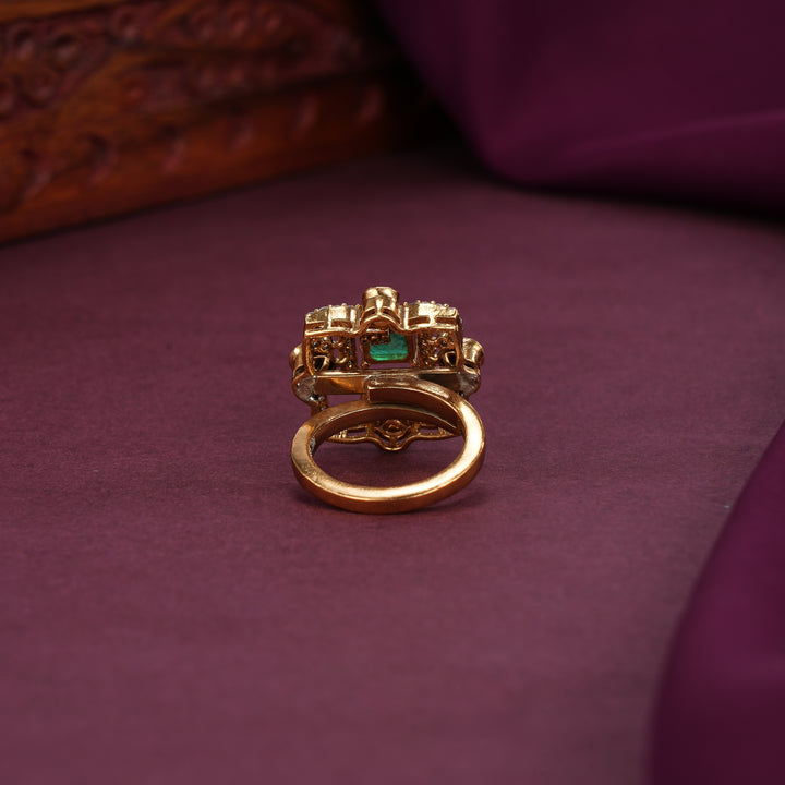 Yamikhaa Moissanite Ring