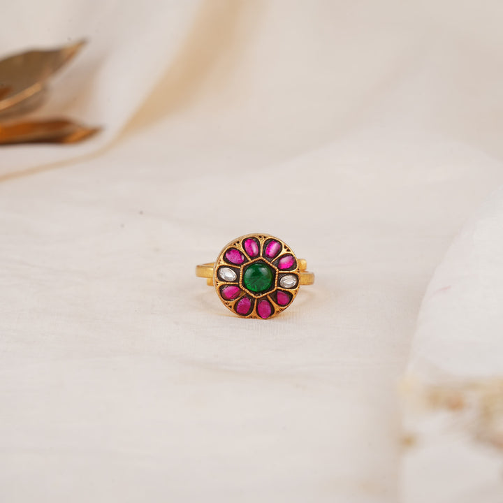 Nithira Kundan Ring