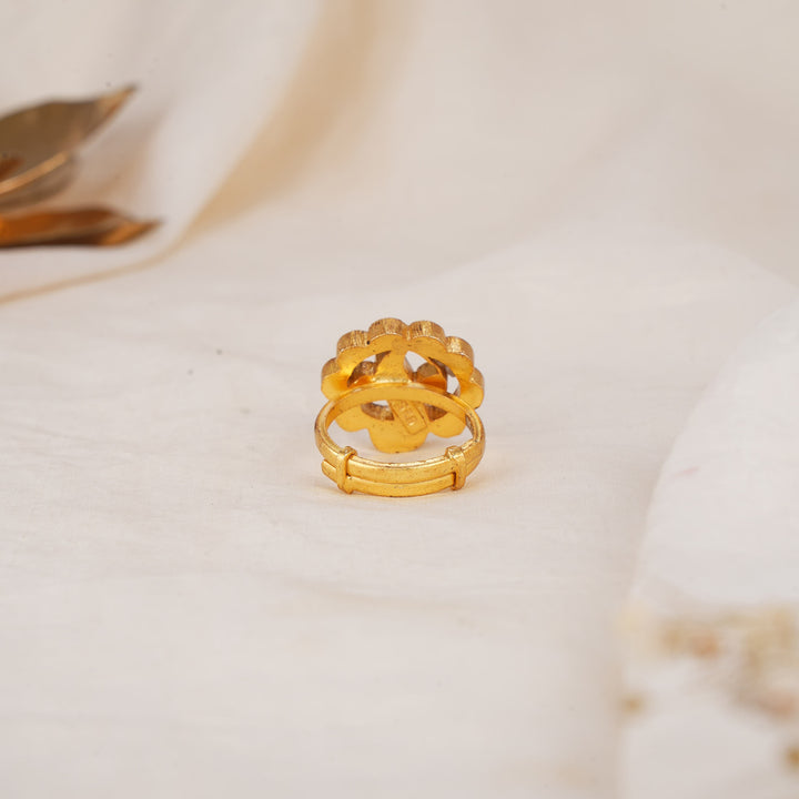 Lavisha Kundan Ring