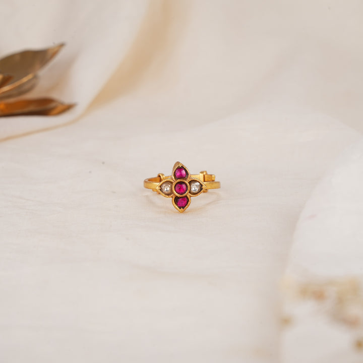 Shinning Kundan Ring