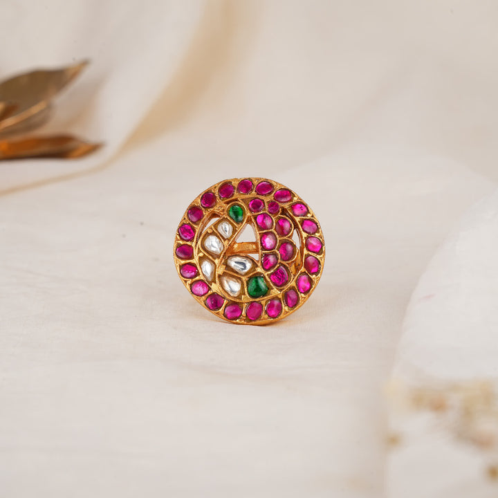 Ruhvikaa Kundan Ring