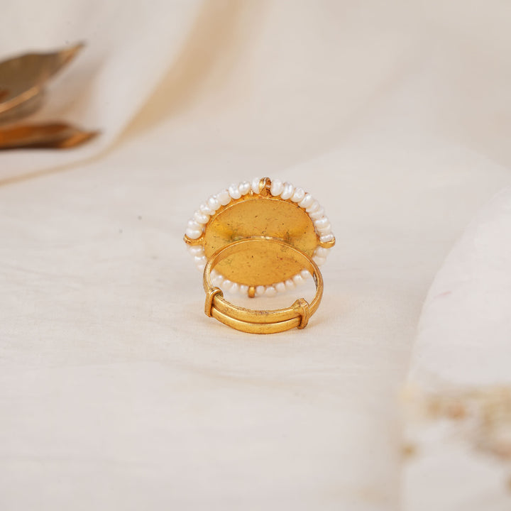 Deshinikaa Kundan Ring