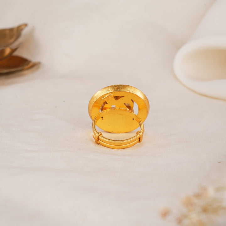 Vrishti Kundan Ring