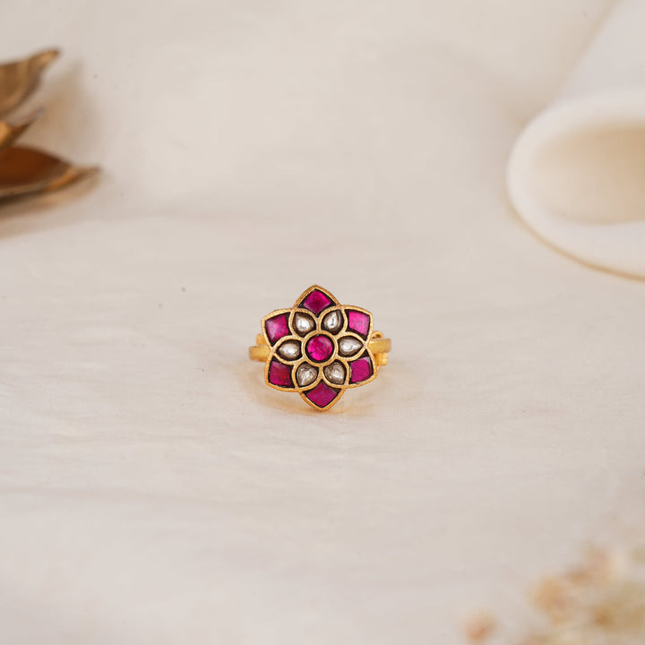 Avanthika Kundan Ring