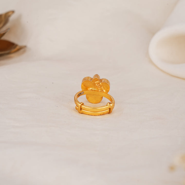 Hesita Kundan Ring