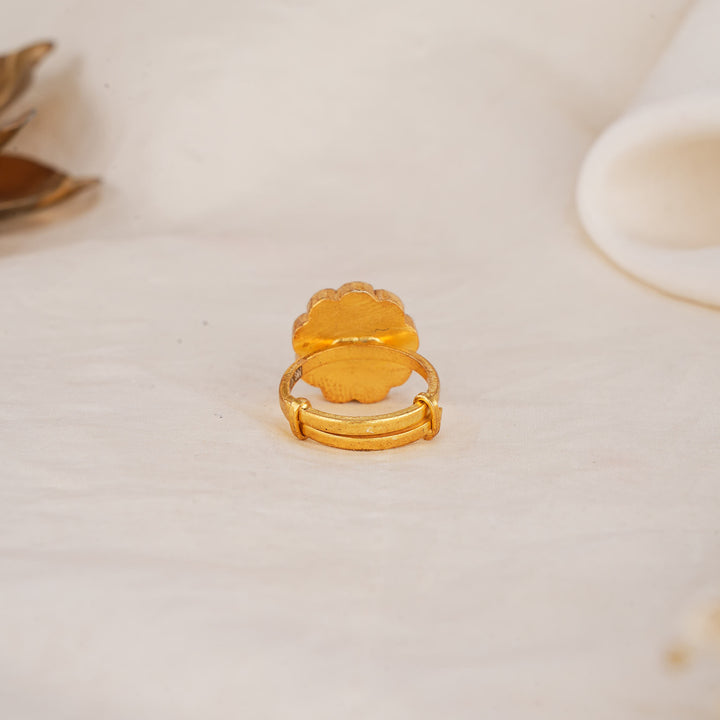 Tharani Kundan Ring