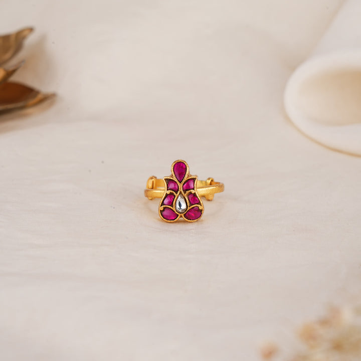 Little Charm Kundan Ring