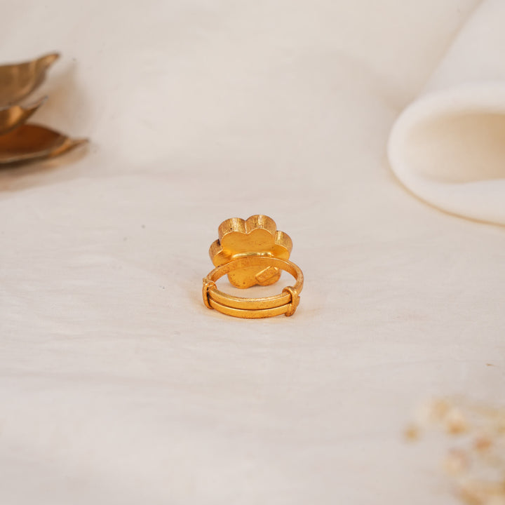 Thaarika Kundan Ring