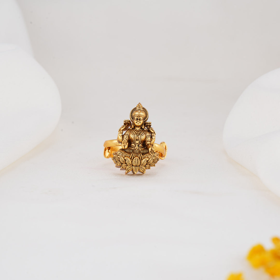 Divine Lakshmi Nagas Ring