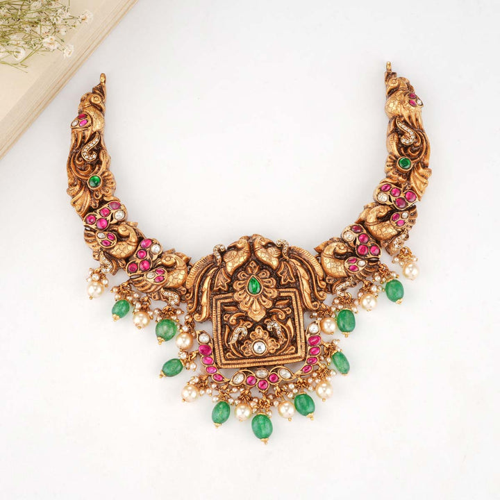 Amazing Kundan Short Necklace