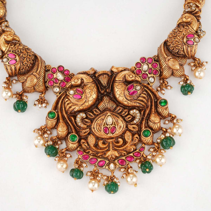 Traditional Look Kundan Short Necklace