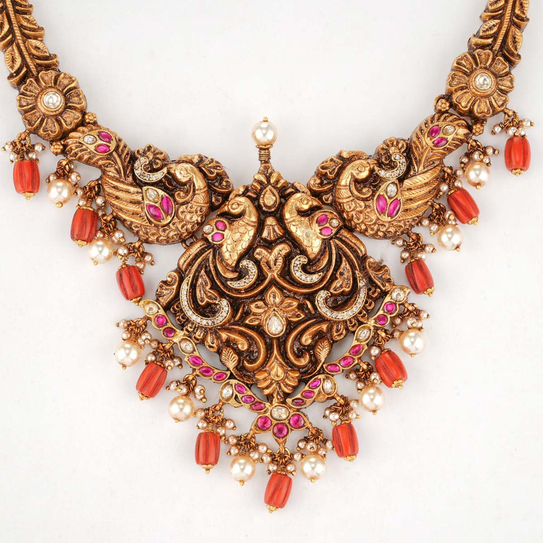 Dhrishya Short Necklace
