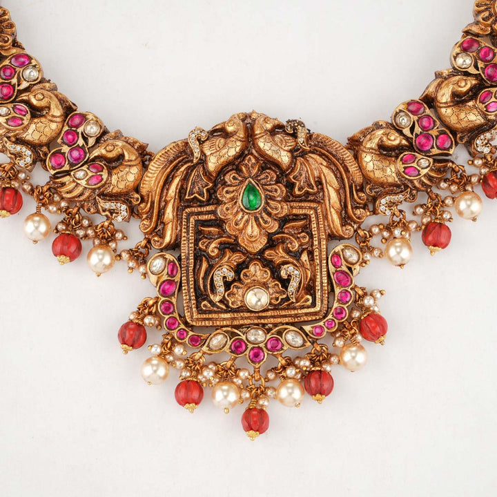 Stunning Short Necklace