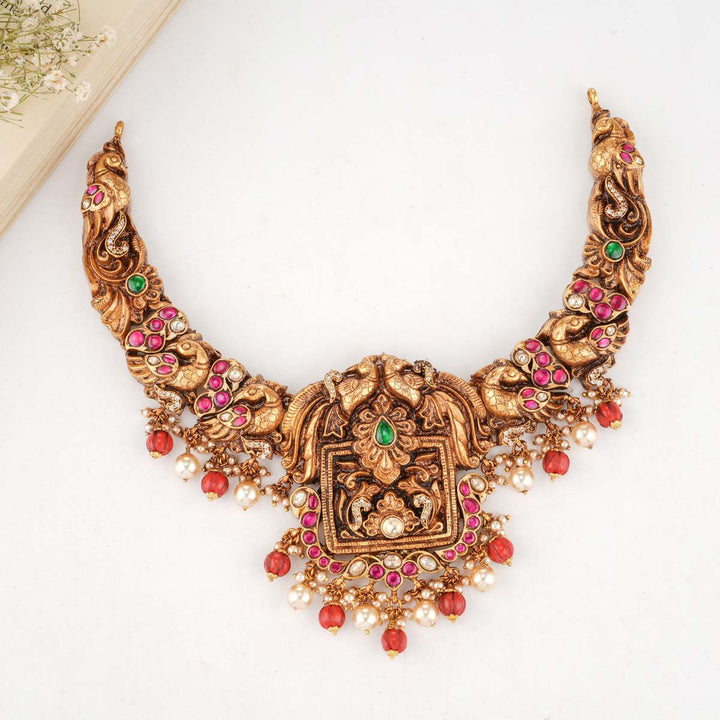 Stunning Short Necklace