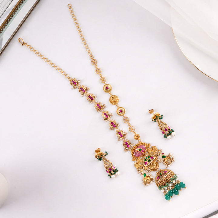 Stunning Long Necklace Set